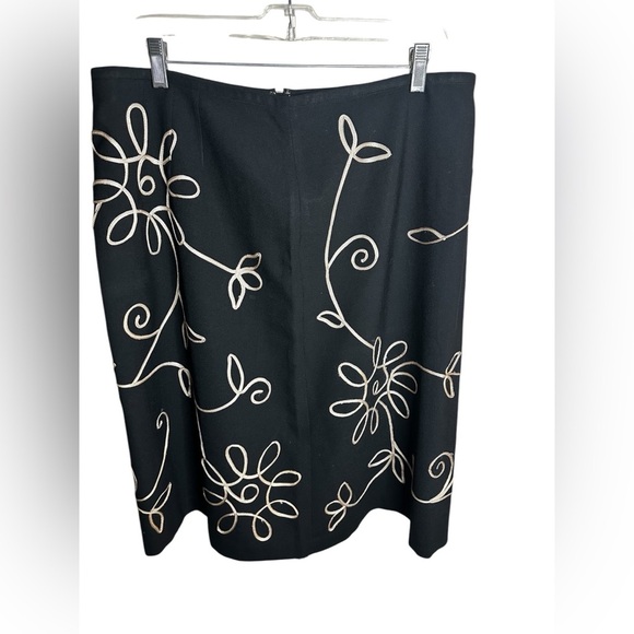 Ann Taylor Loft Wool Blend Embroidered Skirt – Size‎ 14 - Picture 1 of 5